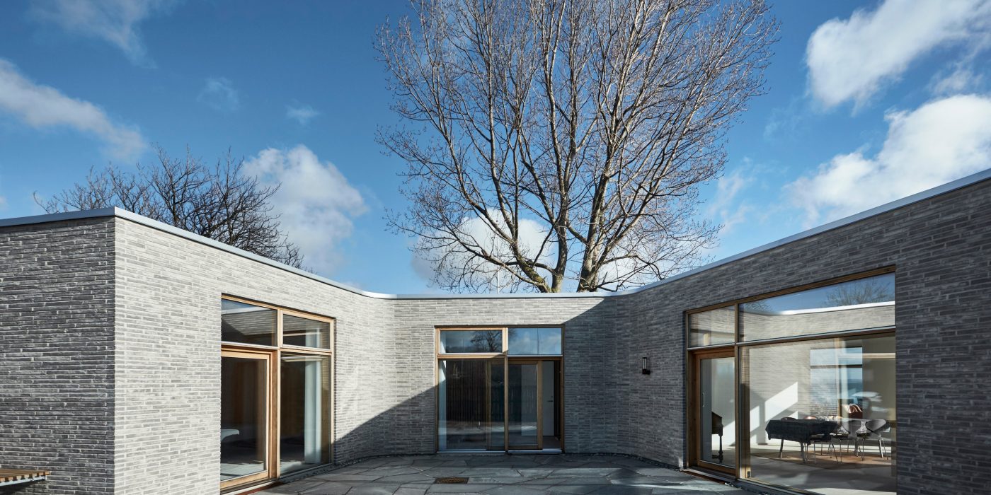Villa Platan with clay blocks; Brick Award Nominee 2018; ADEPT; Photo: Jacob Lerche