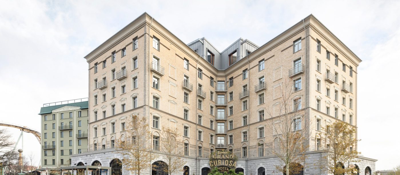 Brick: EW2136 Light Coal - EW2166 Sisteron - EW0409 Valmue | Liseberg Grand Curiosa Hotel, Göteborg