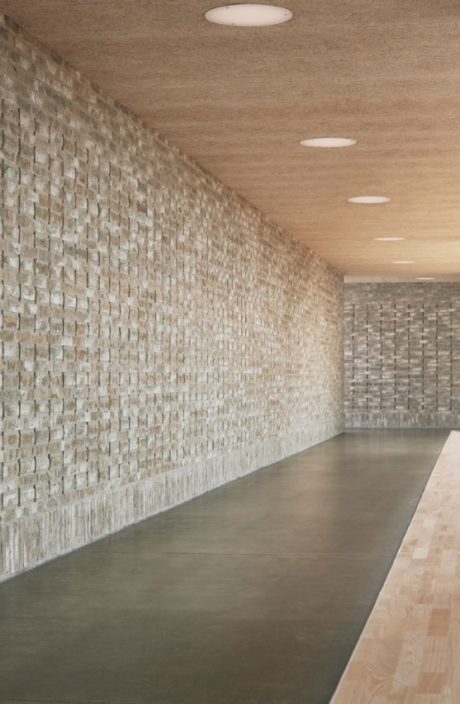 Education, Borren Skole, Bronsgroen