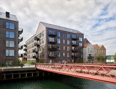 Brick: EW3373 Safari - EW3255 Red Shade - EW2448 Willems Forest | Carolinelunden