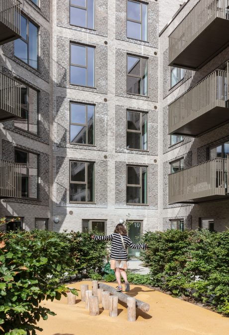 Mursten: EW0450 Jern - EW0449 Kul - EW0447 Flint | Bellakvarteret, Danmark