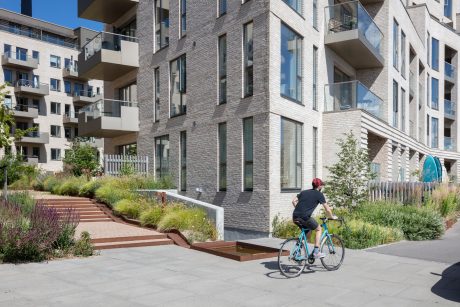 Brick: EW0109 Hvid Marmor | Enghave Brygge, Denmark