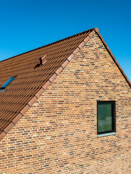 Mursten - tagsten: EW3255 - Sinus | Agttrup Gårdhuse, Danmark