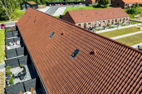 Mursten - tagsten: EW3255 - Sinus | Agttrup Gårdhuse, Danmark