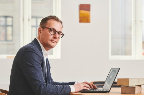 Employee Egernsund Wienerberger