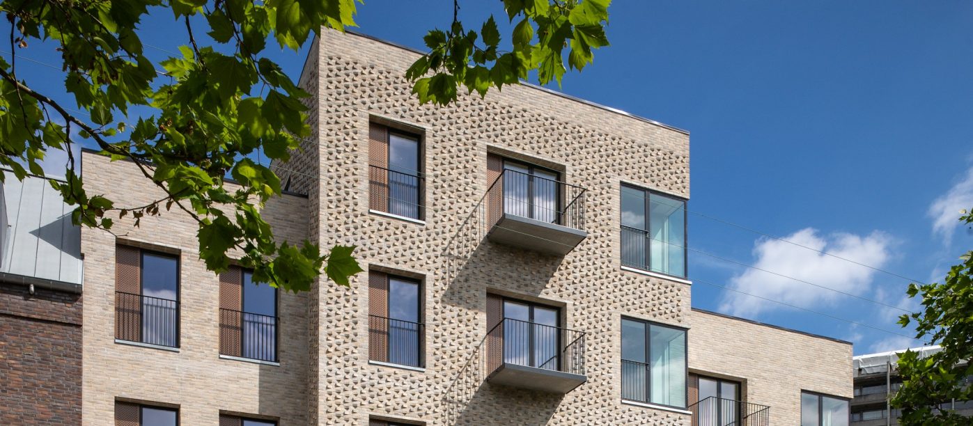 Mursten: EW2169 Cold Hawaii | Langelandsgade, Aarhus