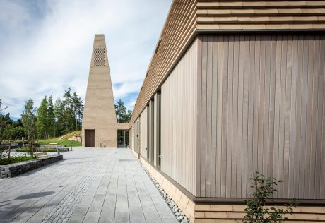 Beklædningstegl: URBAN Frederiksberg | Vennesla Kirke, Norge
