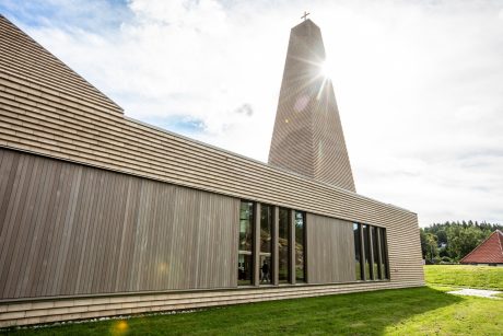 Beklædningstegl: URBAN Frederiksberg | Vennesla Kirke, Norge