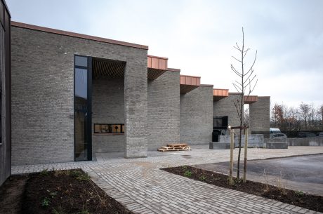 Grå mursten, grå tegl, grådæmpede mursten,  hospitalsbyggeri