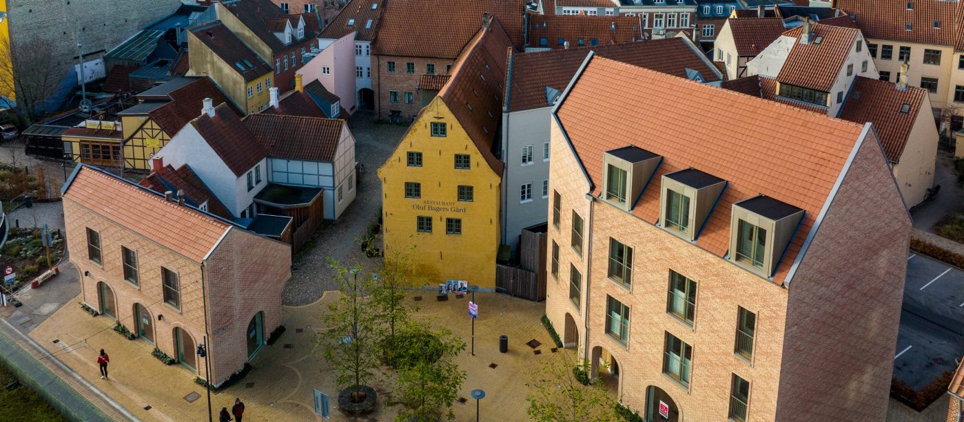 Tagsten - Datura Naturrød - Oluf Bagers Plads