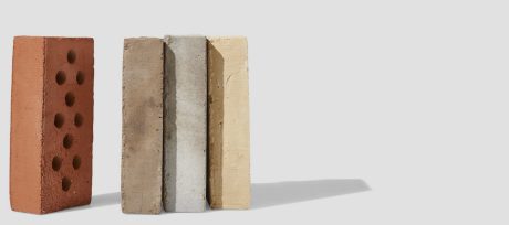 LESS med grå baggrund