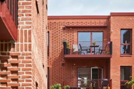 Apartment building, Kongegaarden, Roed nuanceret